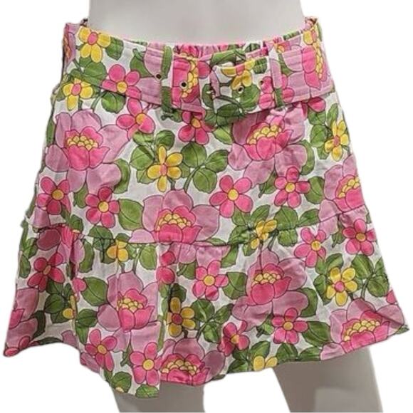 Show Me Your Mumu NWT Fiona Skirt in Fresh Floral
138.00 Size Small - Picture 2 of 9